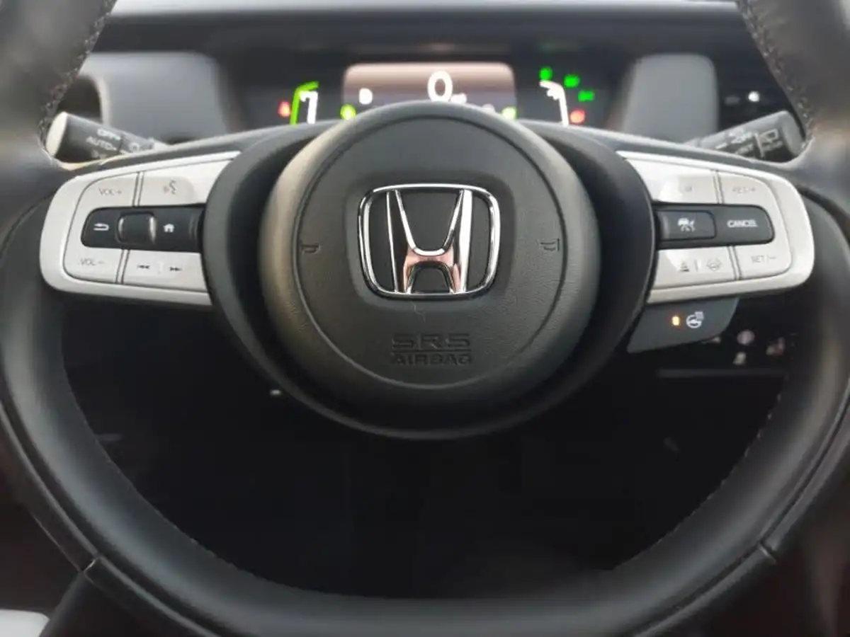 2020-honda-jazz-15-i-mmd-ex-big-12