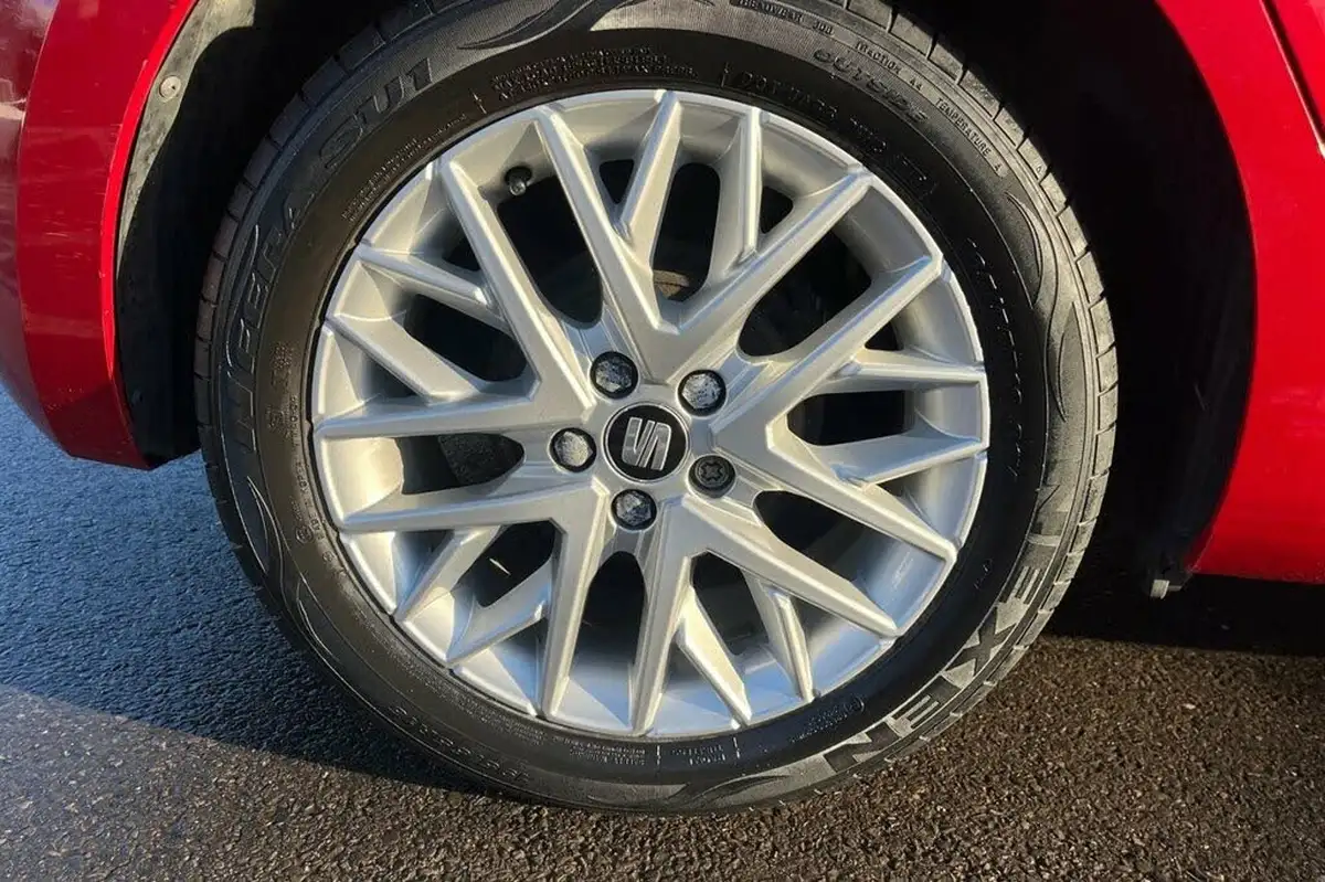 2019-seat-ibiza-10-mpi-se-technology-ss-big-28