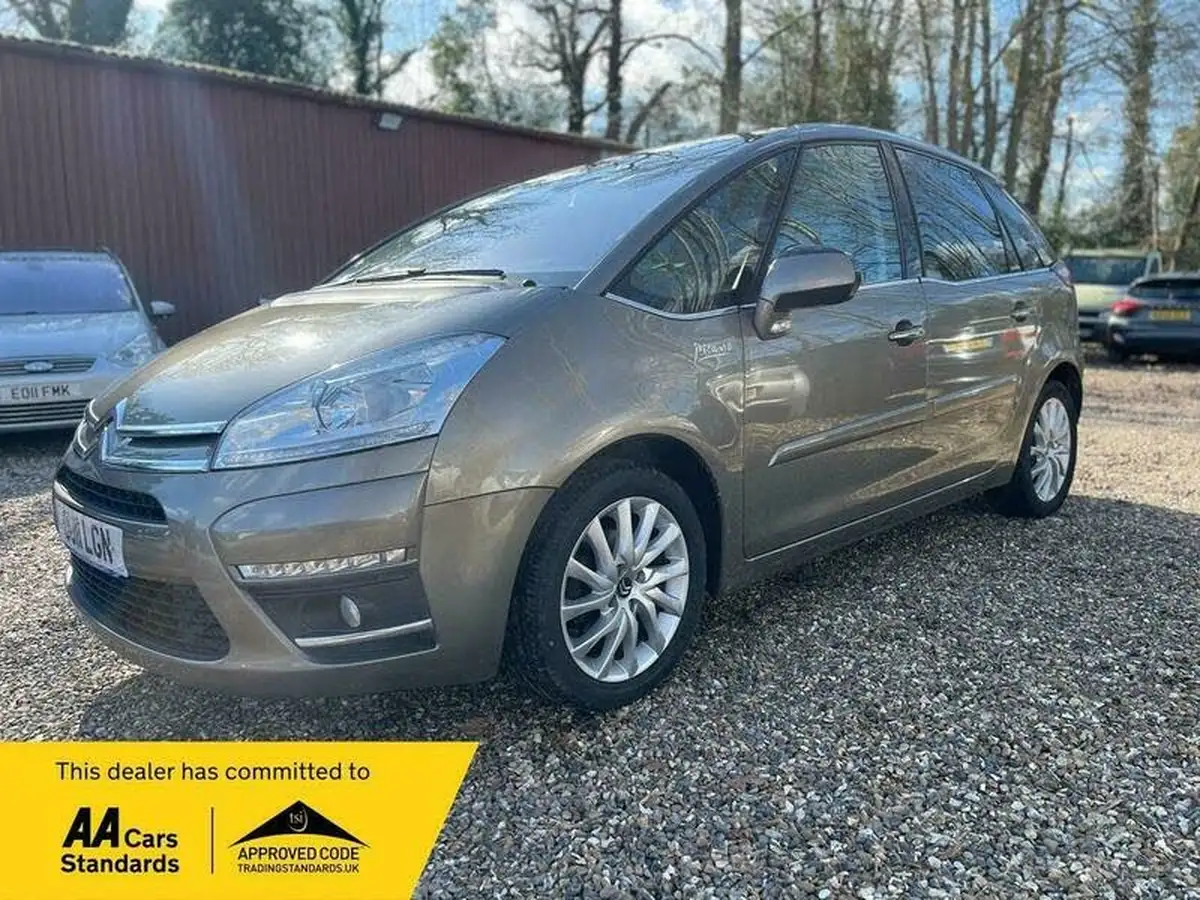 2011-citroen-c4-picasso-16td-exclusive-16-e-hdi-big-1