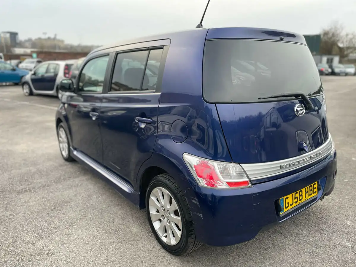 2008-daihatsu-materia-15-big-3