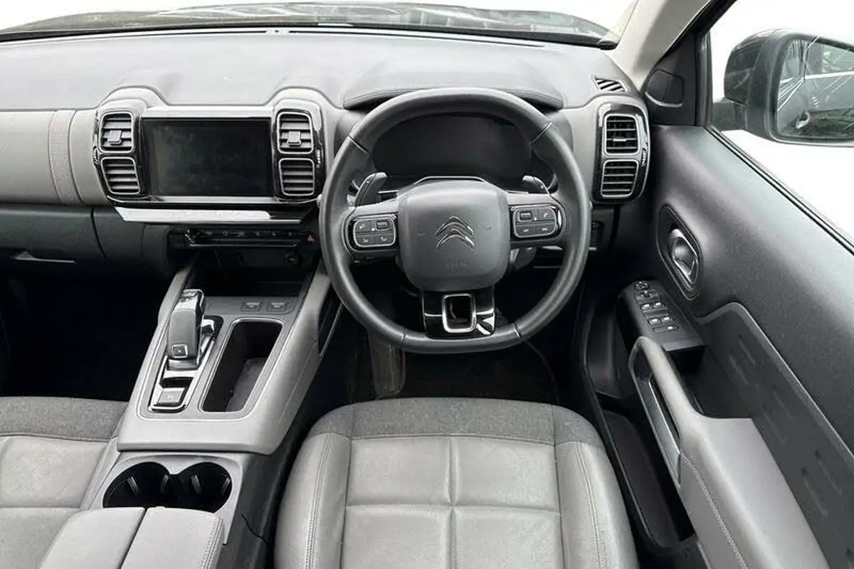 2019-citroen-c5-aircross-15bluehdi-flair-eat8-big-10