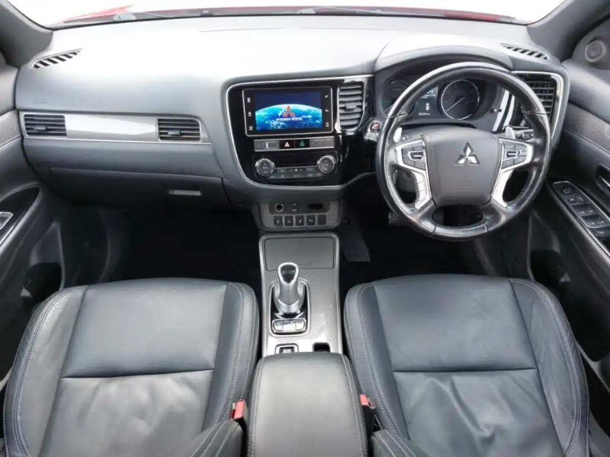 2019-mitsubishi-outlander-24-4h-phev-big-2