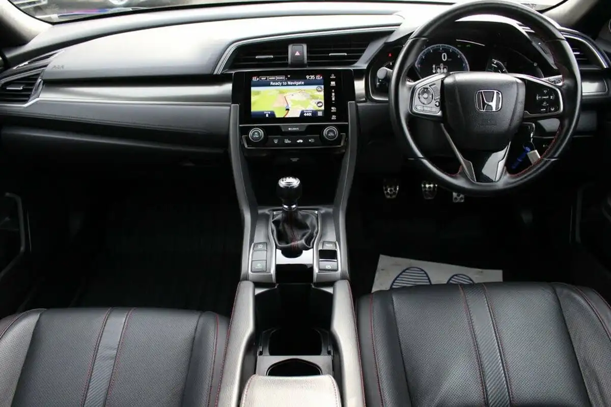 2019-honda-civic-10-vtec-turbo-sport-line-big-4