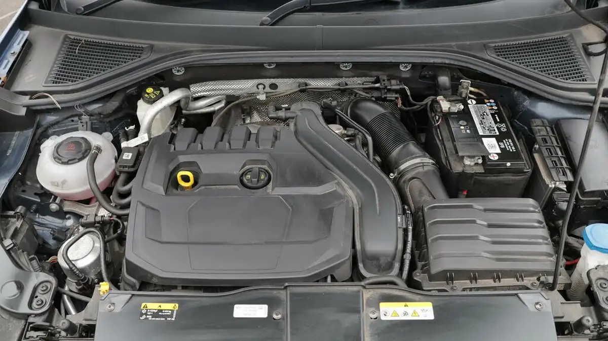 2021-volkswagen-t-roc-15-tsi-sel-dsg-big-19
