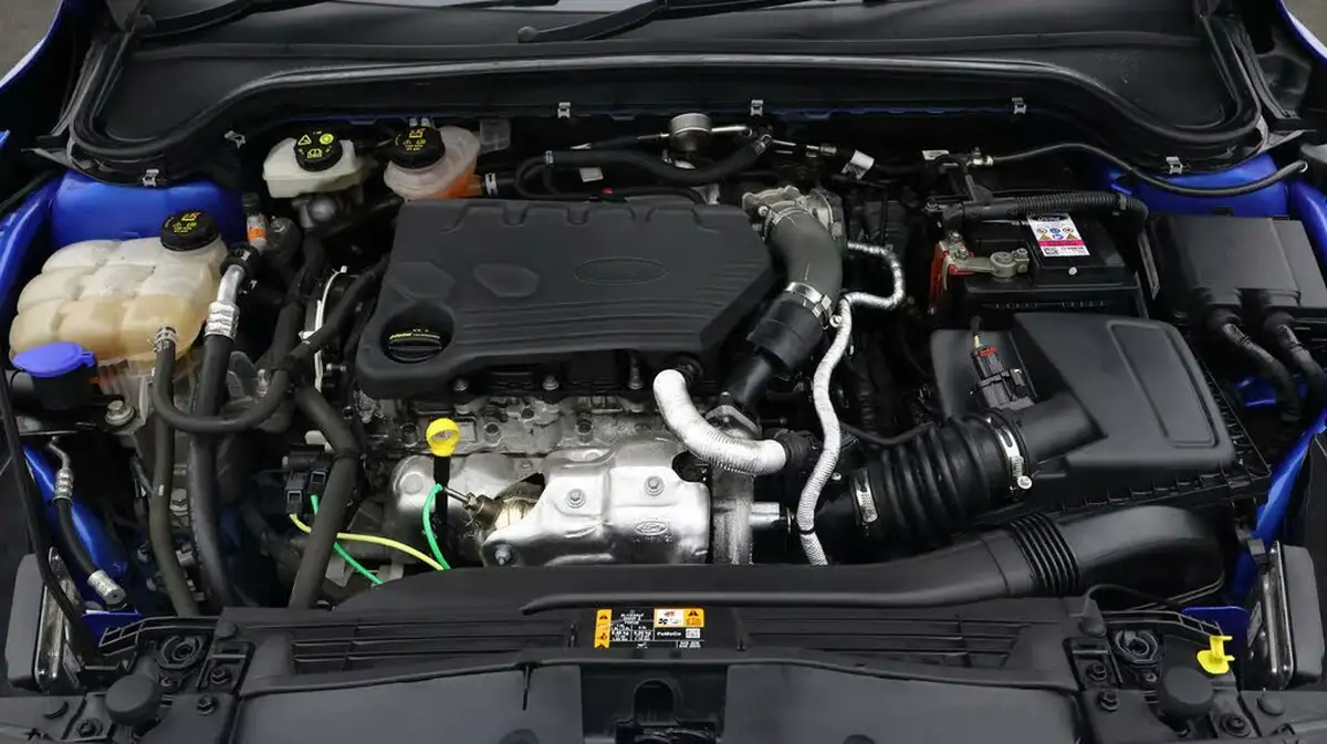 2020-ford-focus-15-st-line-x-hatchback-auto-big-18
