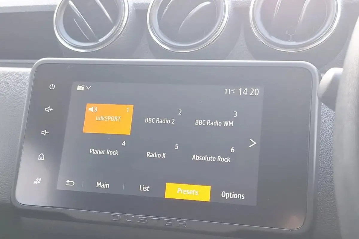 2022-dacia-duster-13-tce-prestige-150bhp-edc-big-27