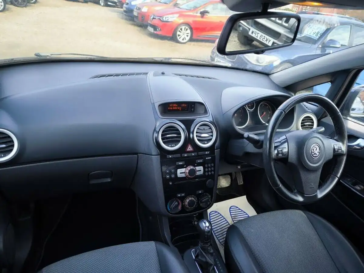 2009-vauxhall-corsa-14-design-5d-auto-big-13