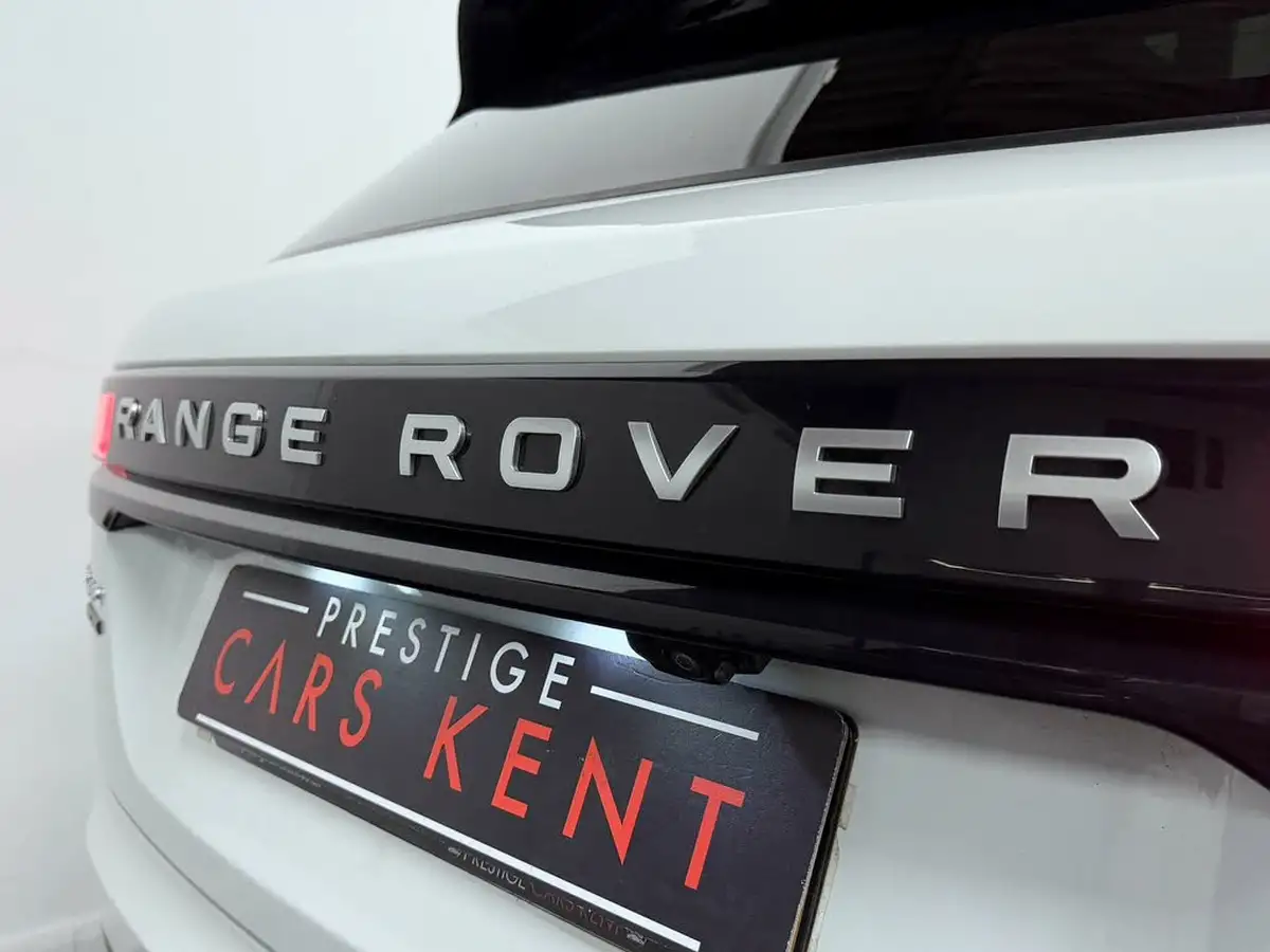 2018-land-rover-range-rover-velar-big-18