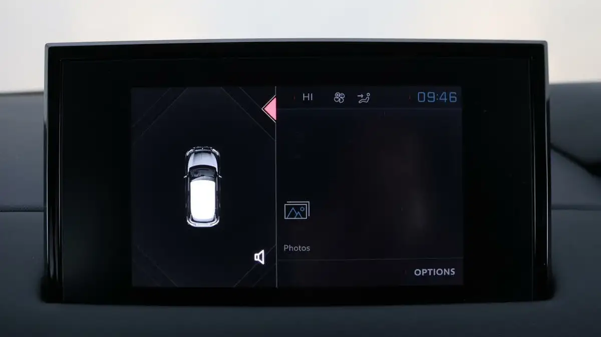 2022-ds-ds-3-crossback-e-tense-bastille-big-22