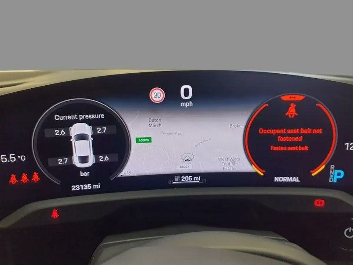 2020-porsche-taycan-e-4s-571ps-performance-battery-plus-big-45