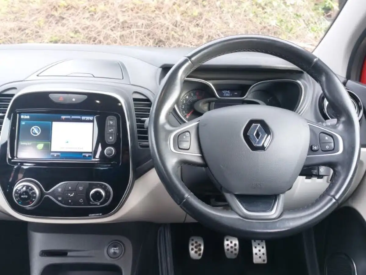 2019-renault-captur-09-tce-gt-line-big-6