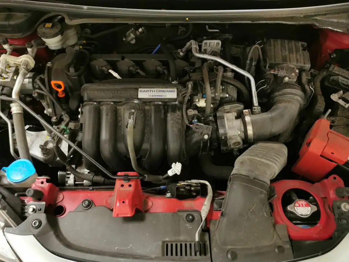 2019-honda-jazz-13-i-vtec-s-big-27