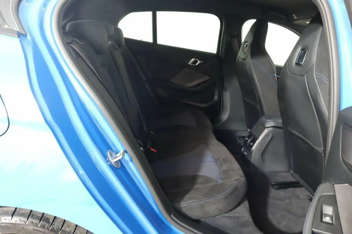 2023-bmw-1-series-20-m135i-xdrive-big-25