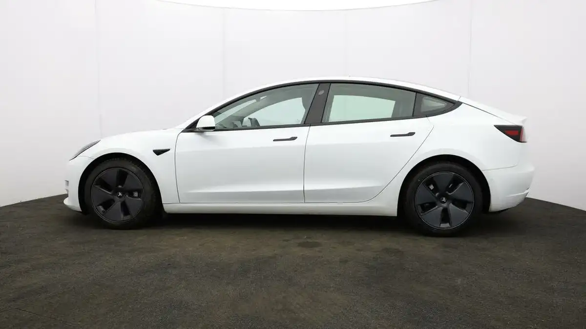 2021-tesla-model-3-e-long-range-awd-big-4