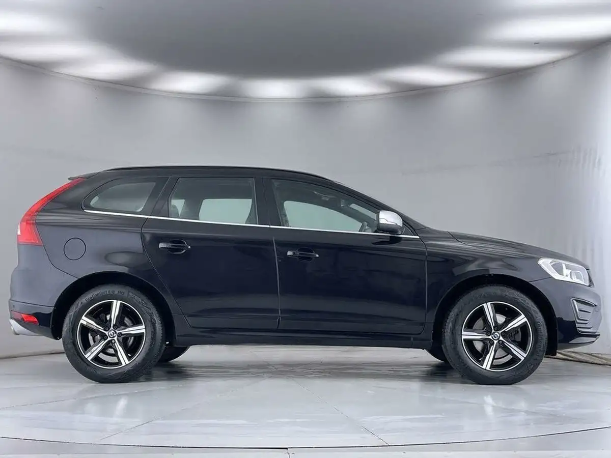 2016-volvo-xc60-24td-d4-r-design-nav-big-14