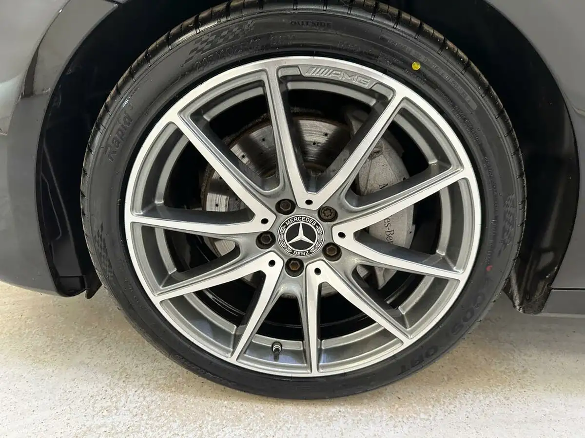 2020-mercedes-benz-e-class-20-e200-amg-line-edition-saloon-4d-big-30