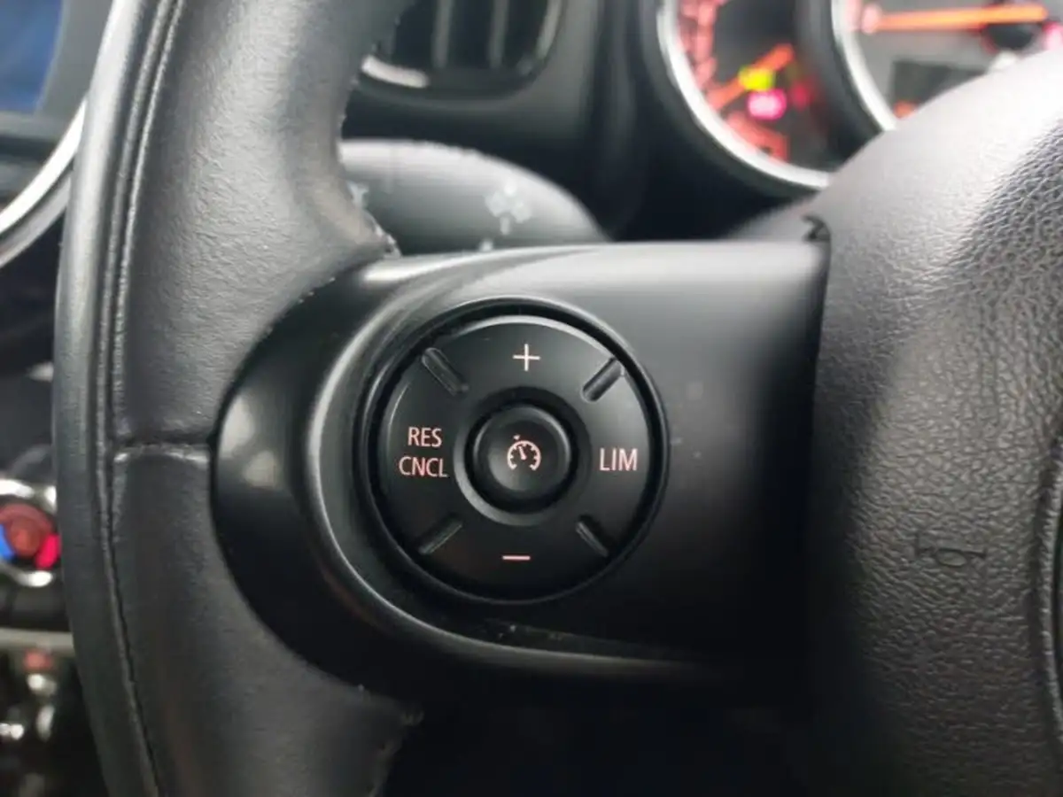 2019-mini-countryman-20-cooper-s-classic-big-17