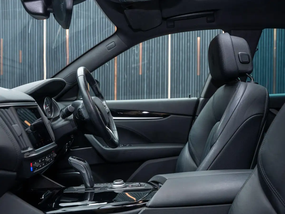 2021-maserati-levante-20-gt-big-31