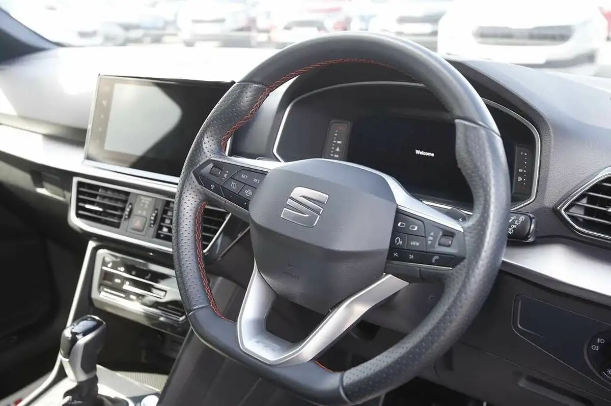 2023-seat-tarraco-15-ecotsi-fr-sport-dsg-big-5