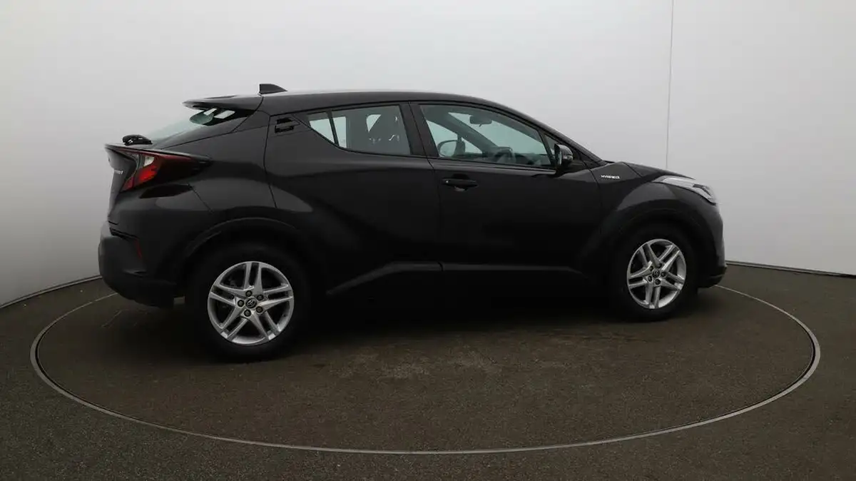 2022-toyota-c-hr-18-vvt-i-icon-big-50