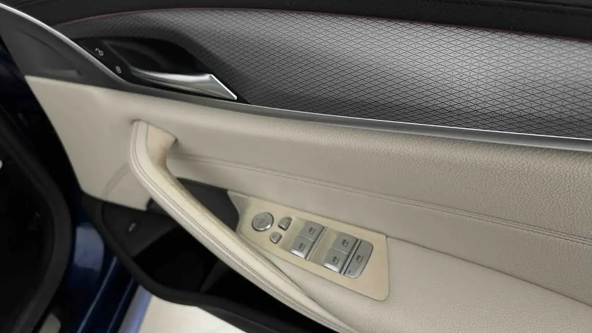 2020-bmw-5-series-20td-520d-m-sport-190ps-mht-saloon-4d-big-30