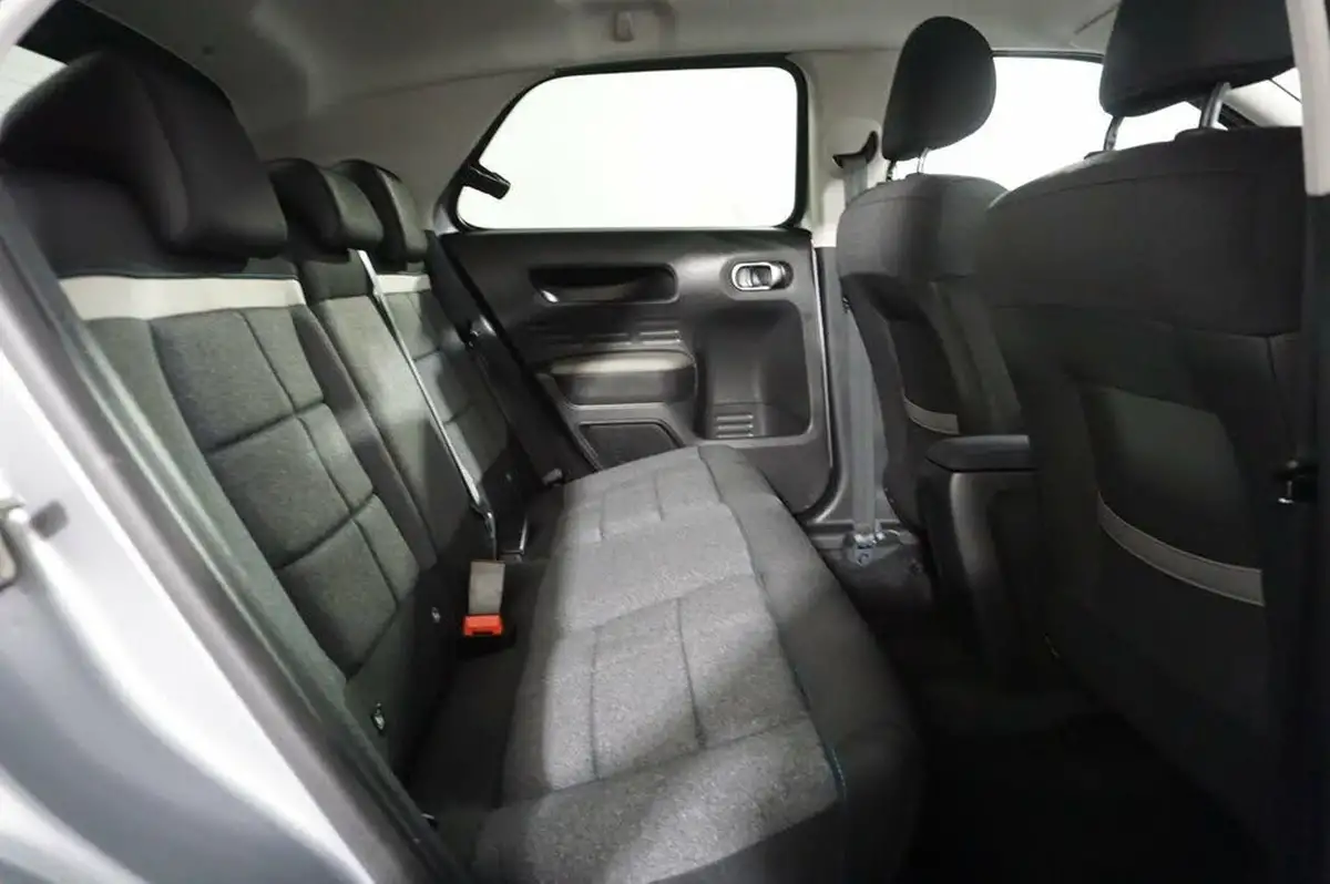 2019-citroen-c4-cactus-12-puretech-flair-110ps-eat6-big-19
