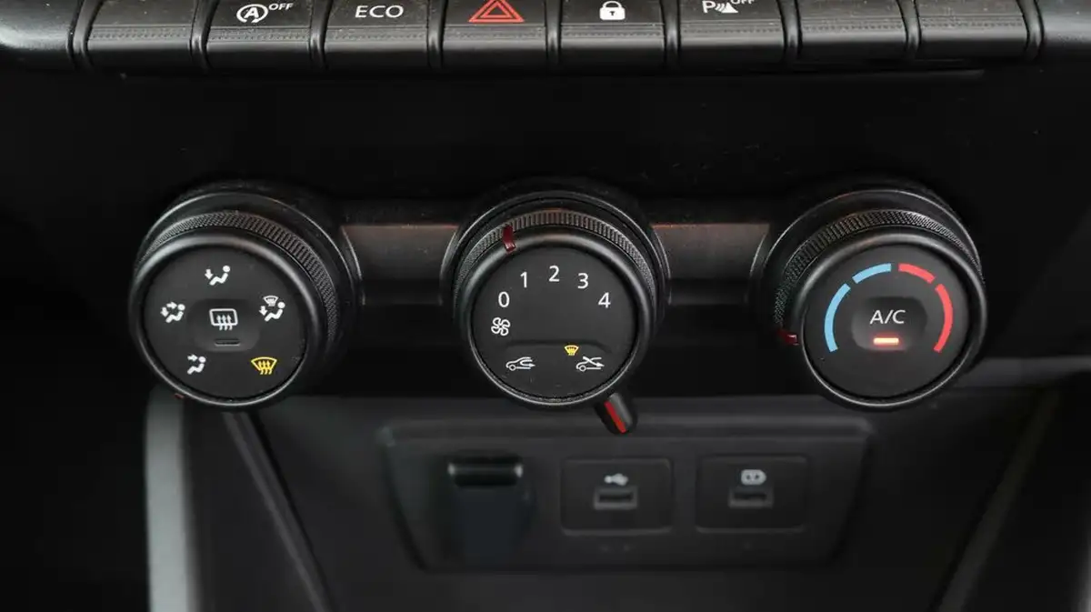 2023-dacia-sandero-stepway-10-tce-expression-90bhp-big-12