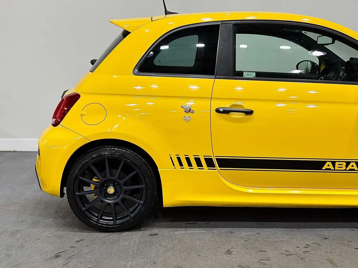 2016-abarth-595-14-tjet-competizione-big-15