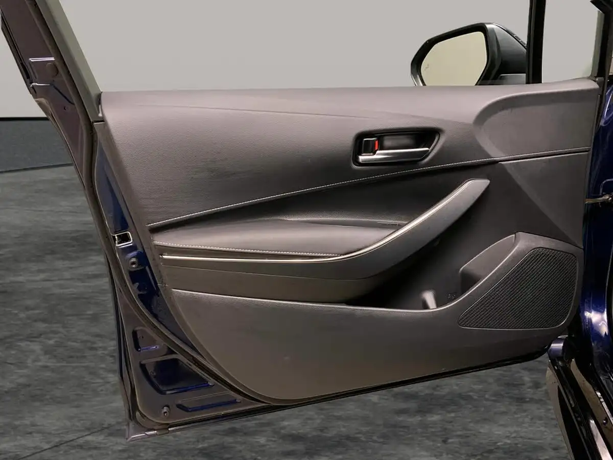 2022-suzuki-swace-18-sz5-big-25