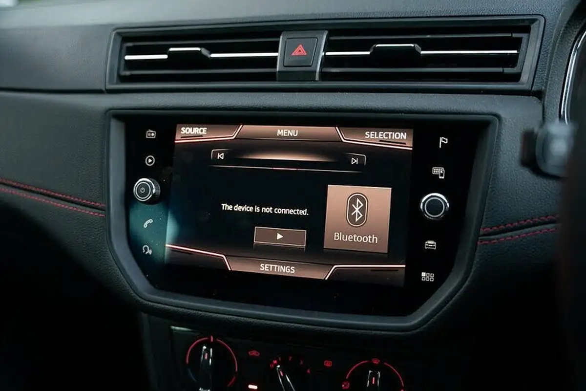 2019-seat-ibiza-10-tsi-fr-95ps-big-33