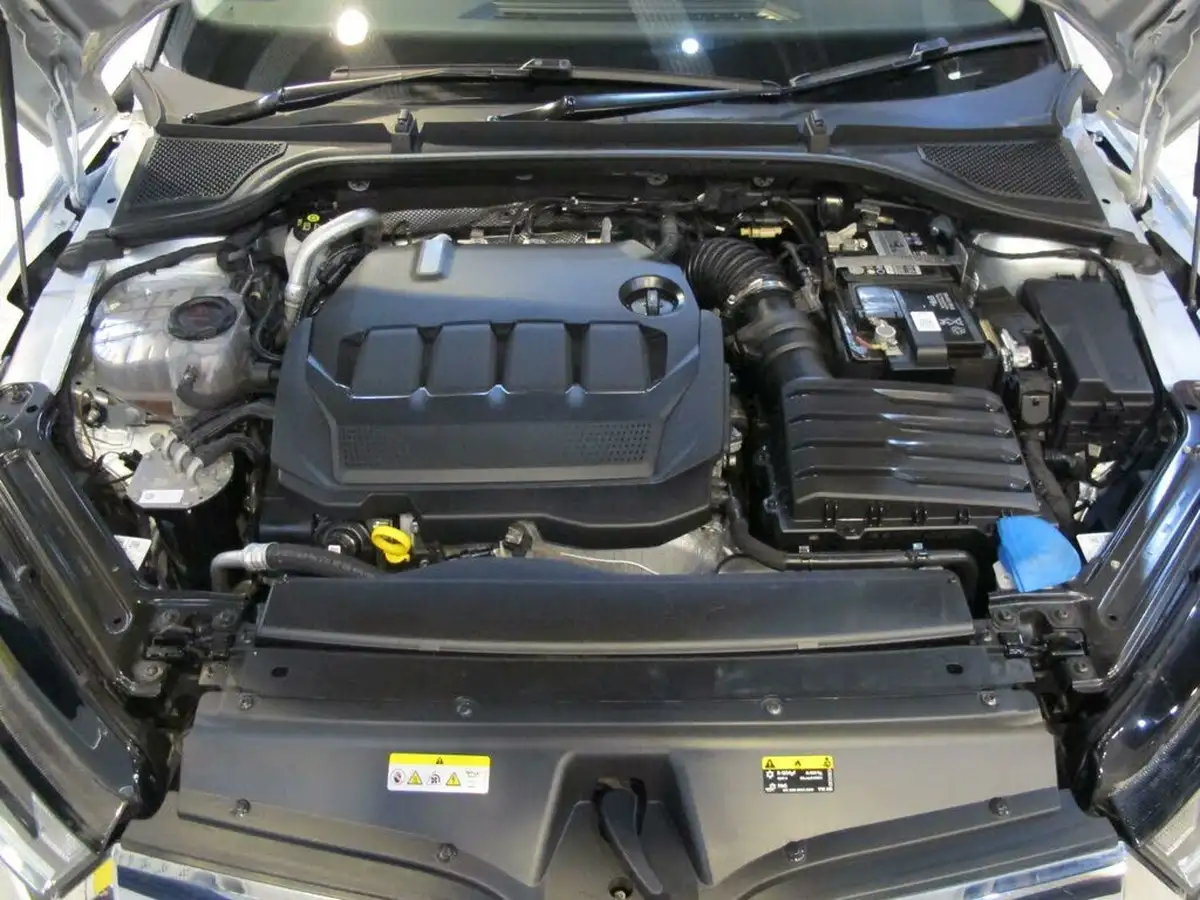 2021-skoda-octavia-20tdi-se-l-150ps-estate-dsg-big-17