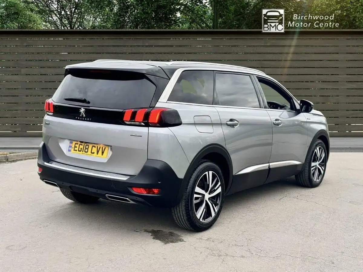 2018-peugeot-5008-suv-12-puretech-gt-line-big-6