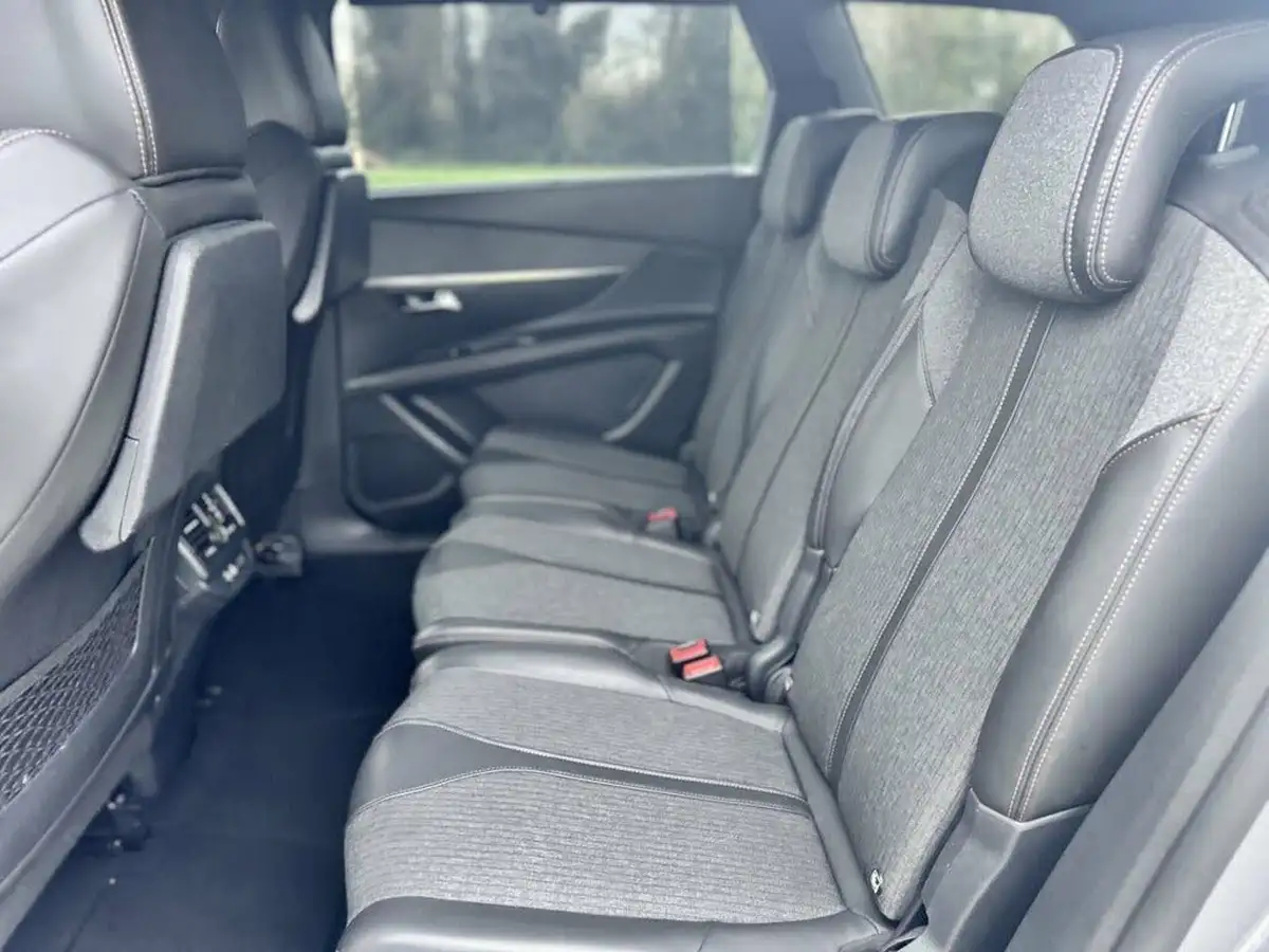 2018-peugeot-5008-suv-12-puretech-gt-line-big-58
