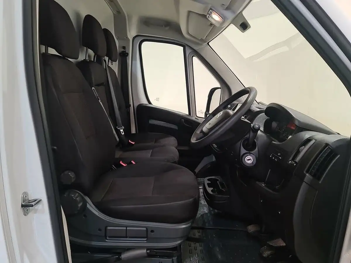 2024-citroen-relay-22bluehdi-35-l3h2-enterprise-edition-panel-big-25