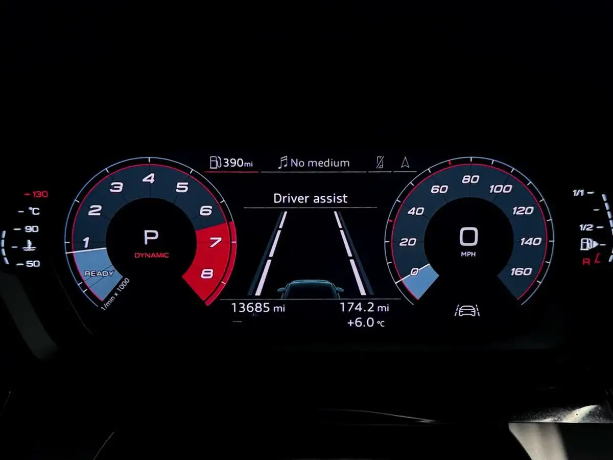 2022-audi-s3-20-tfsi-saloon-4d-big-36