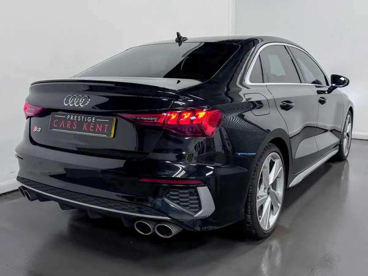 2022-audi-s3-20-tfsi-saloon-4d-big-12