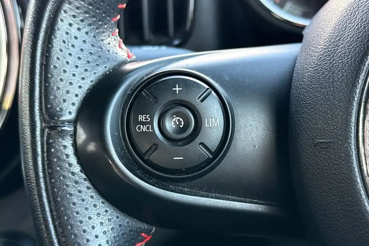 2019-mini-countryman-15-cooper-sport-big-39