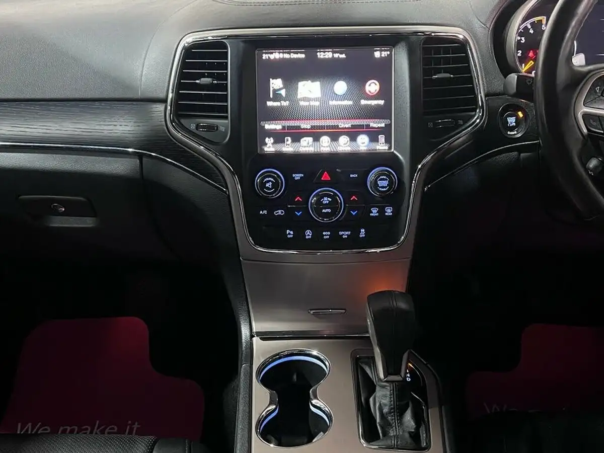 2016-jeep-grand-cherokee-30crd-summit-big-30