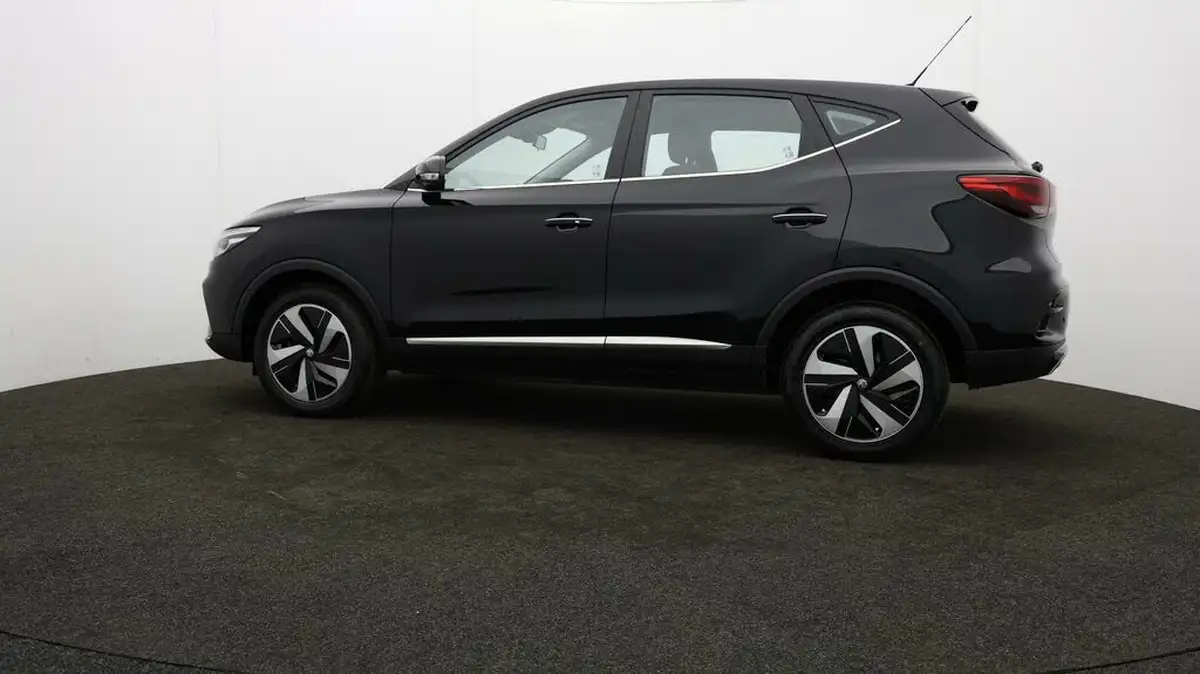 2022-mg-zs-suv-e-se-ev-156ps-long-range-big-68