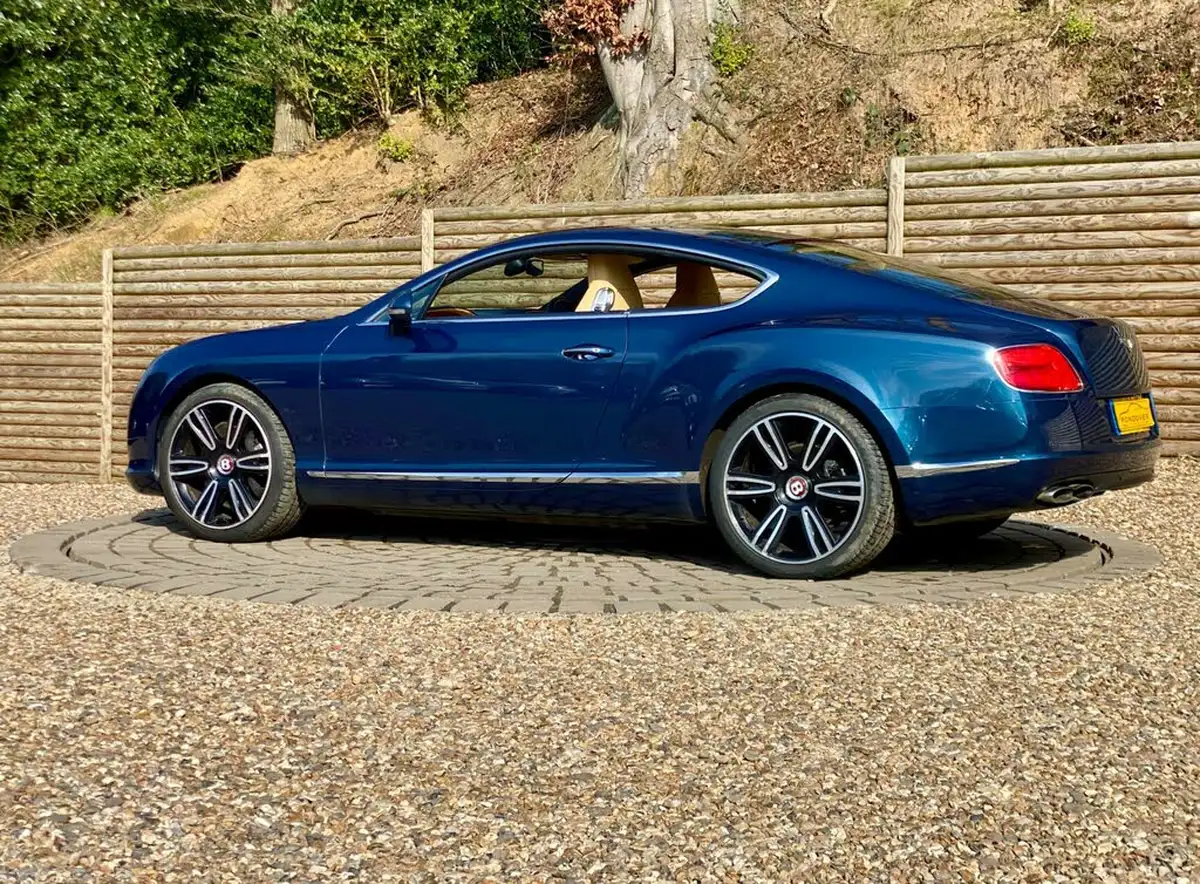2013-bentley-continental-40-gt-v8-big-11