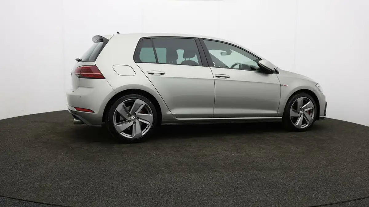 2019-volkswagen-golf-20-tsi-gti-performance-5d-big-29