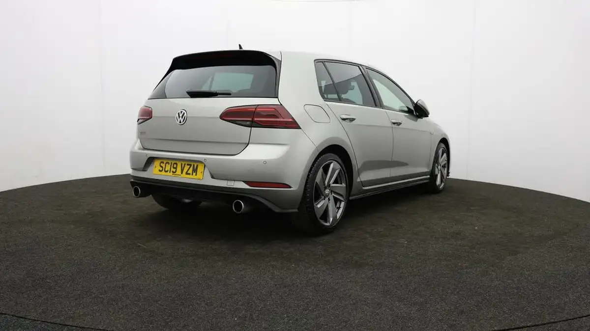 2019-volkswagen-golf-20-tsi-gti-performance-5d-big-77