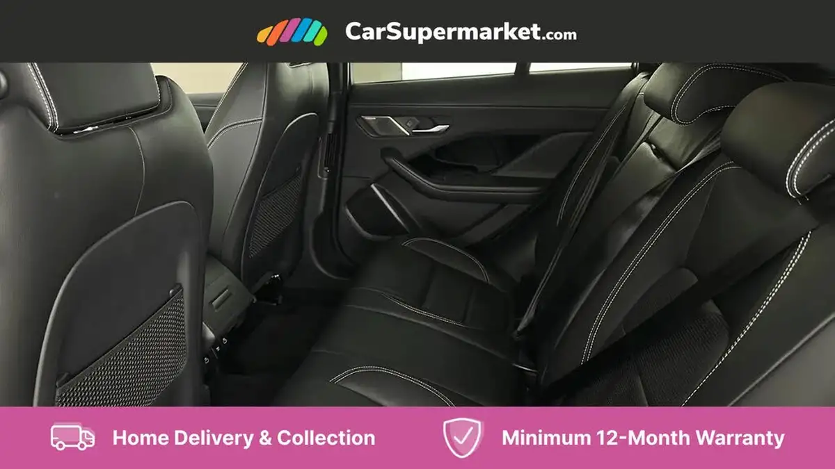 2021-jaguar-i-pace-ev400-black-big-17