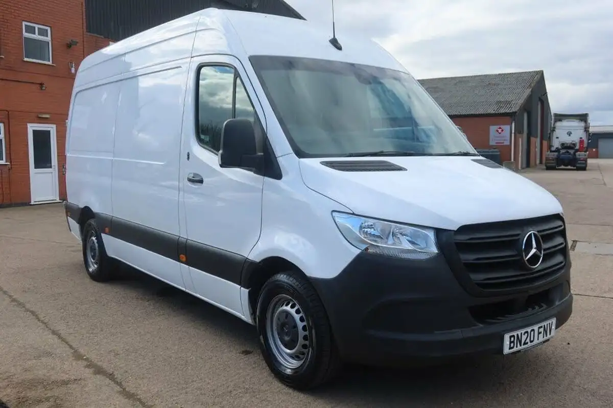 2019-mercedes-benz-sprinter-21cdi-316-l2h1-163pseu6b-panel-van-rwd-eco-gear-360-big-7