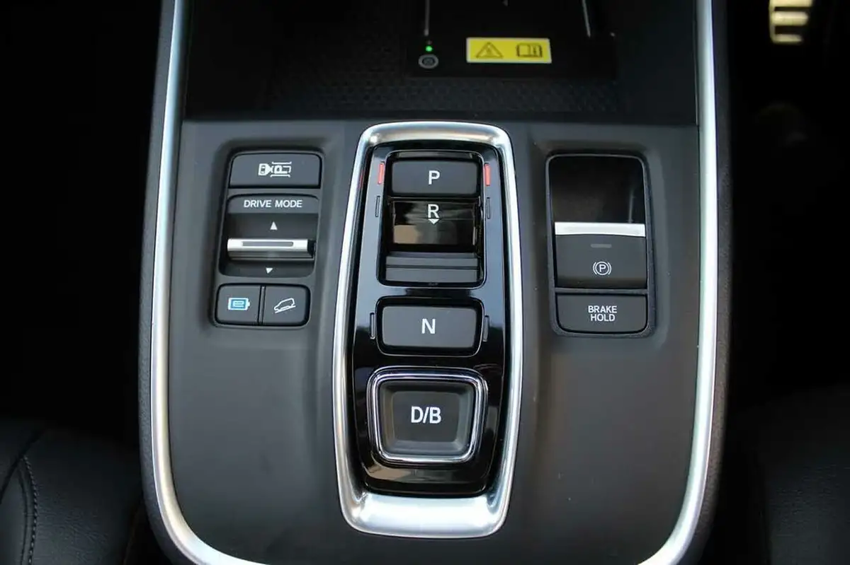 2024-honda-cr-v-20-i-mmd-advance-tech-big-18
