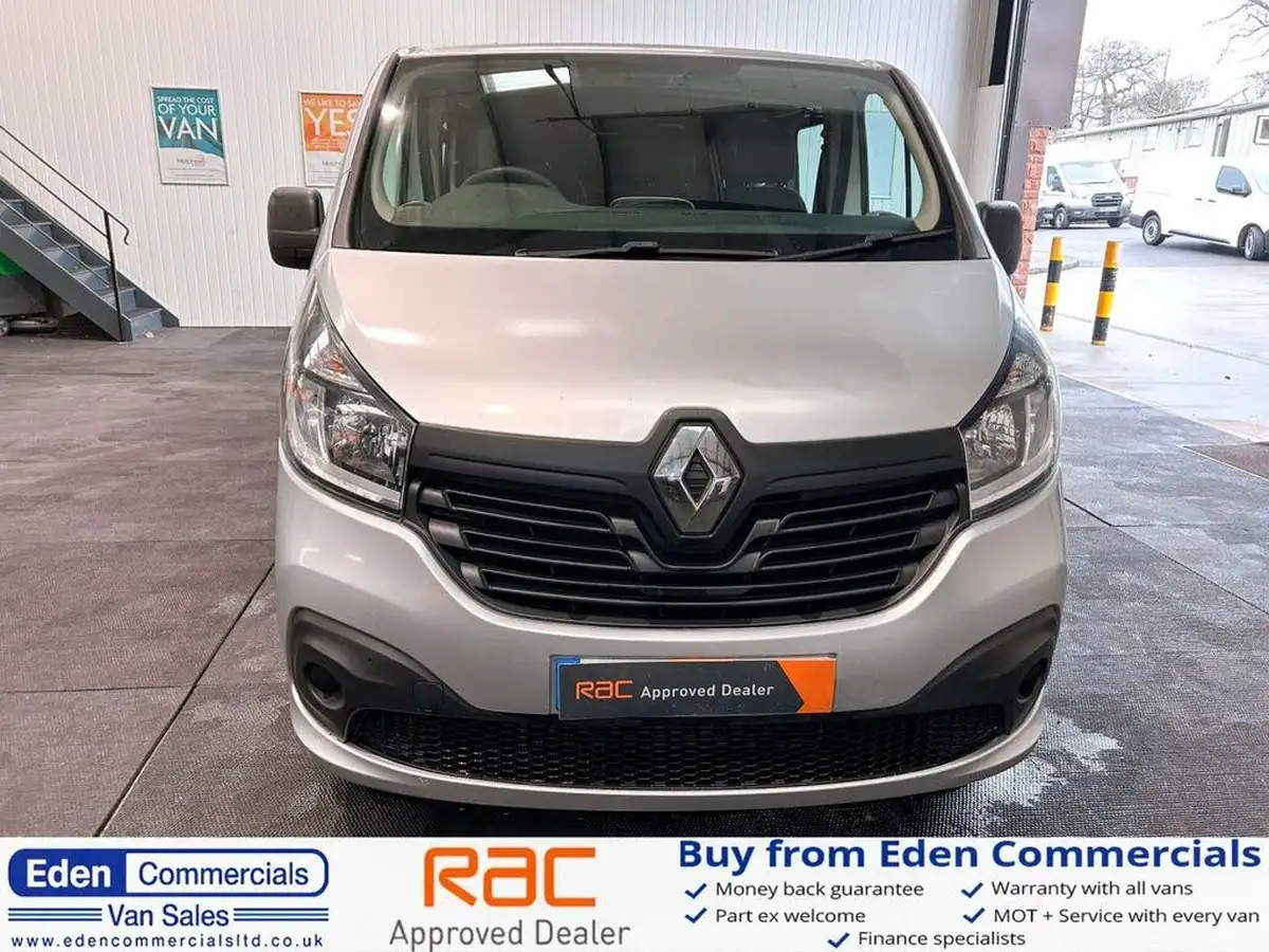 2016-renault-trafic-16dci-ll29-120-business-energy-crew-6-seats-big-10