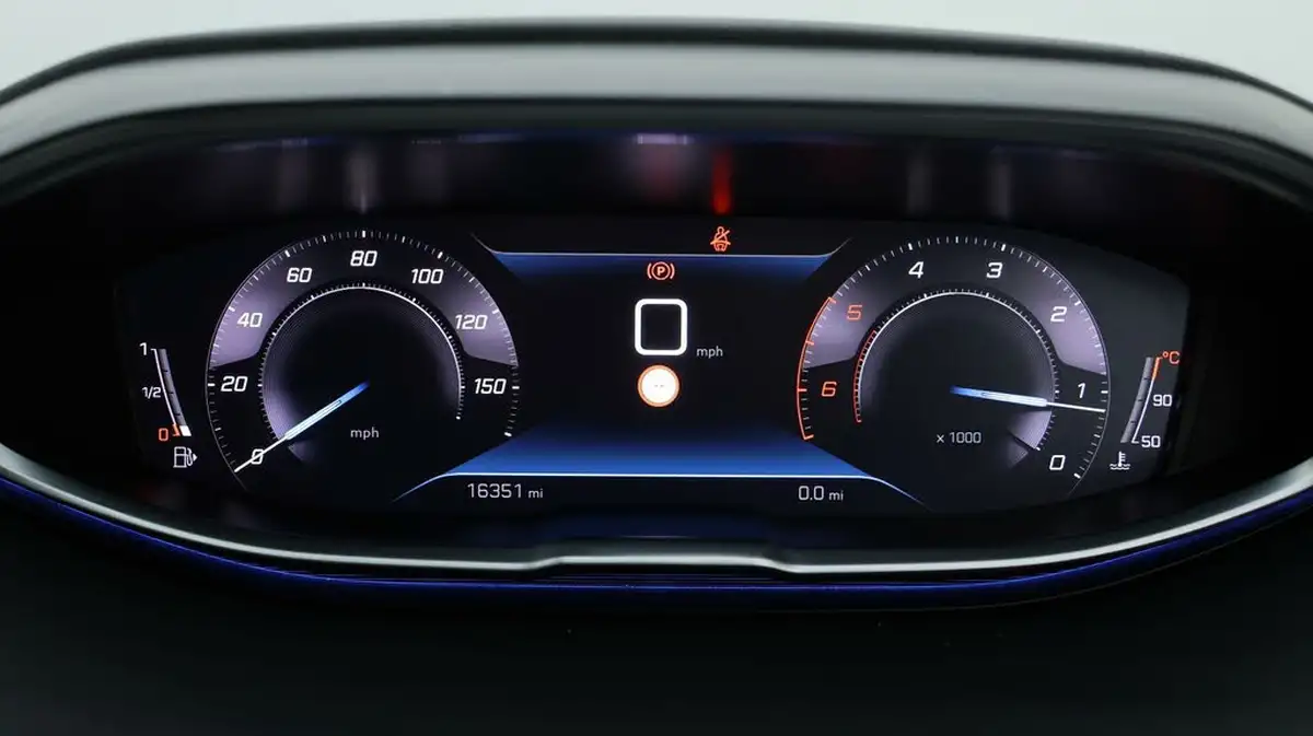 2022-peugeot-3008-suv-15-bluehdi-allure-big-10