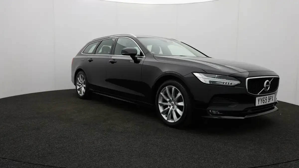 2019-volvo-v90-20-t4-momentum-plus-big-40