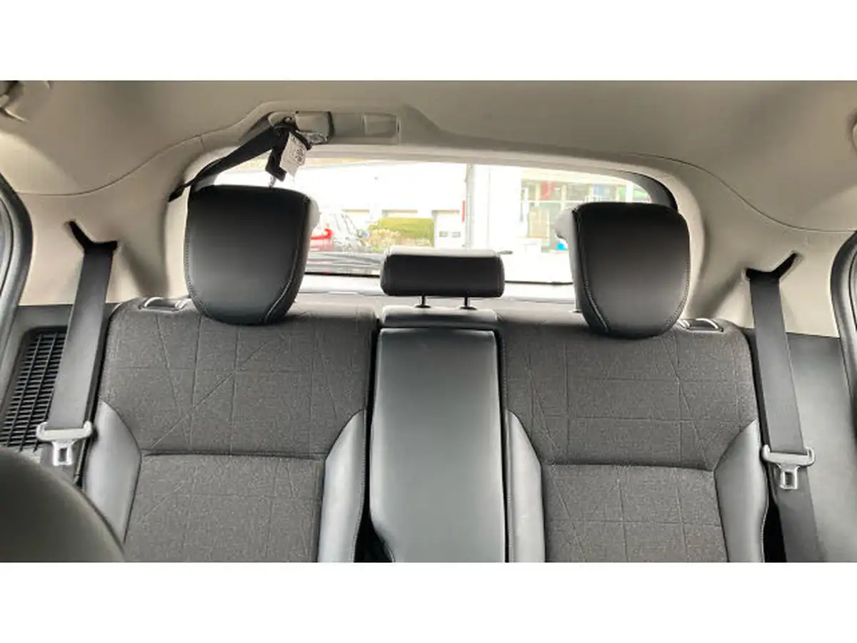 2023-honda-hr-v-15-i-mmd-advance-big-40