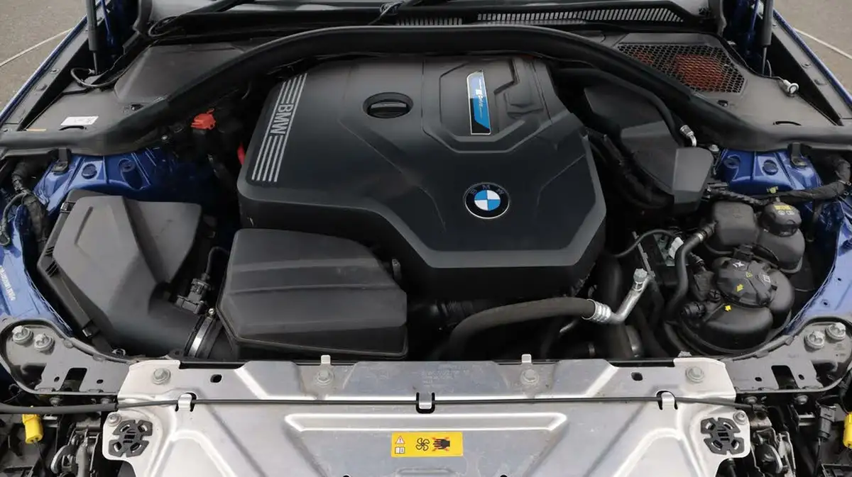 2021-bmw-3-series-20-330e-m-sport-touring-5d-big-19